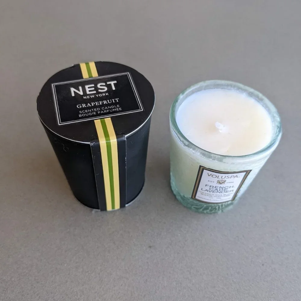 2 Candles - Nest Grapefruit and Voluspa French Lavender - Picture 1 of 4